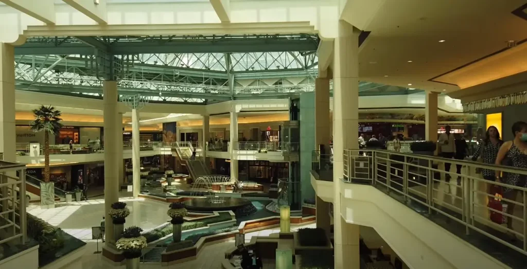 the-gardens-mall-palm-beach-photos-1024x523