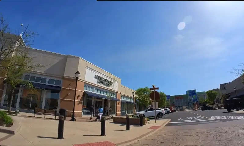 the promenade shops at saucon valley mall tour