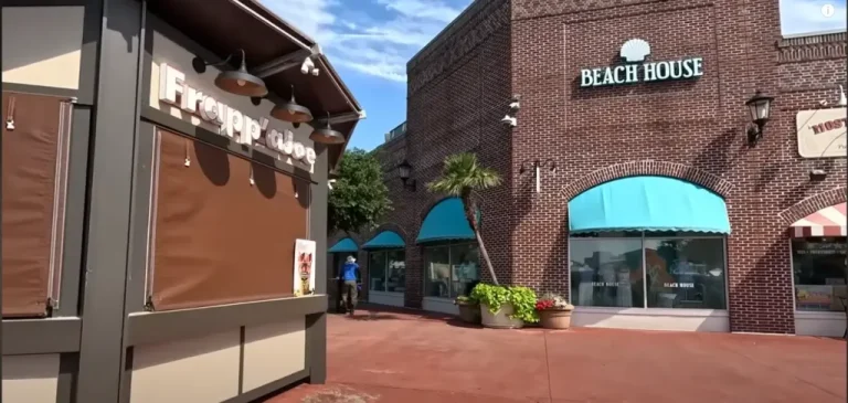 broadway-at-the-beach-photos-1024x487
