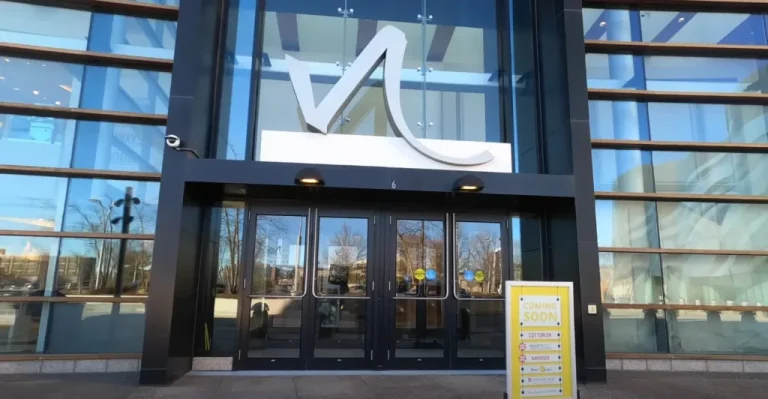 natick-mall-1024x532