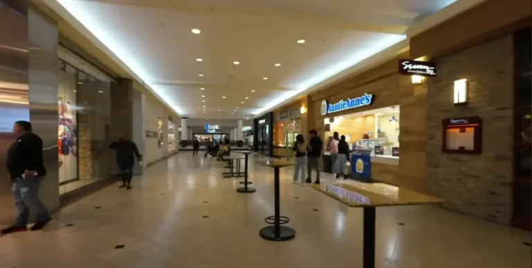 crabtree-mall-photo-1024x516