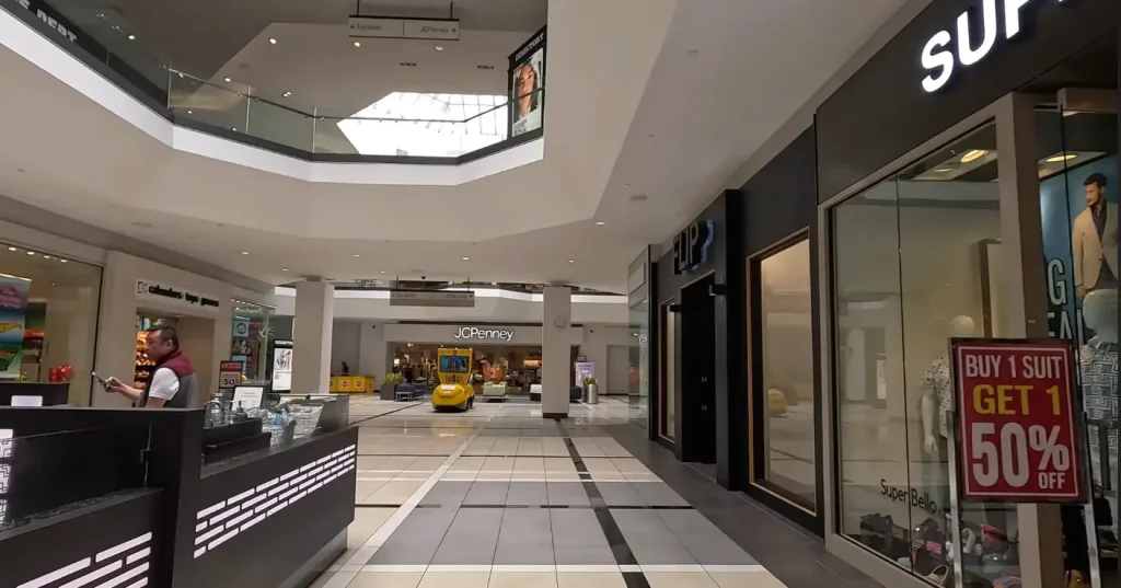 quaker bridge mall inside